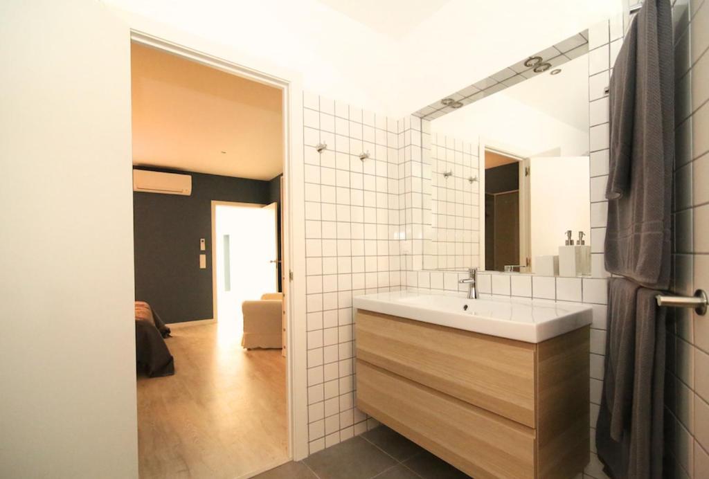 Cozy Apartment In Amazing Location! Lisboa Dış mekan fotoğraf