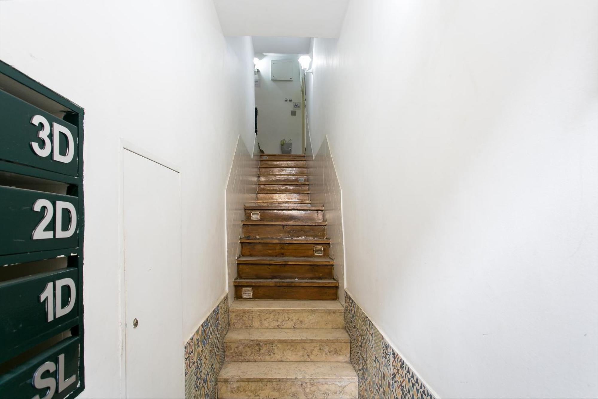 Cozy Apartment In Amazing Location! Lisboa Dış mekan fotoğraf