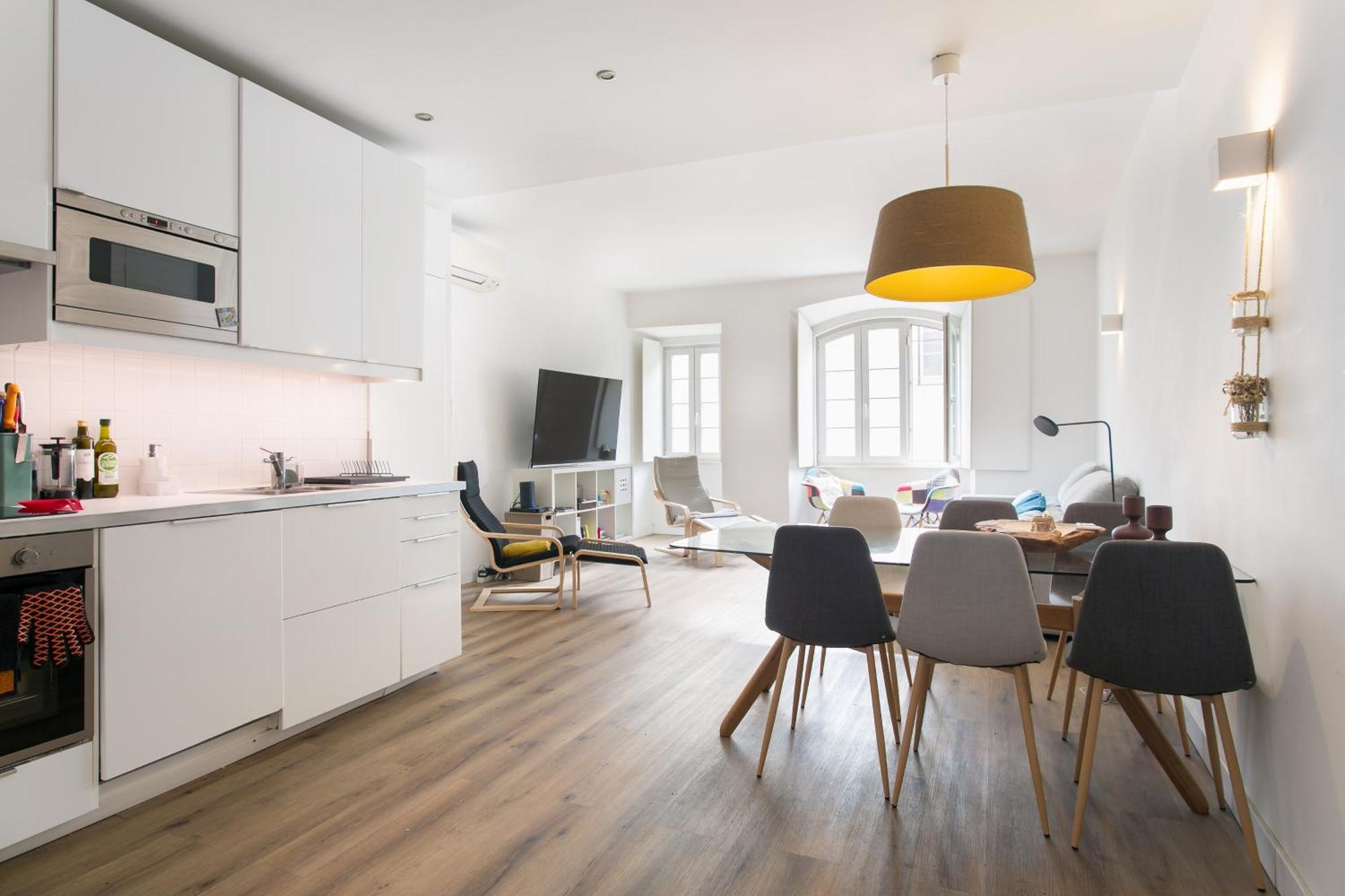 Cozy Apartment In Amazing Location! Lisboa Dış mekan fotoğraf